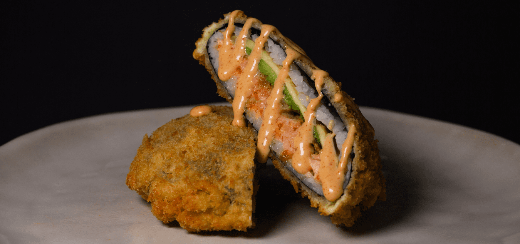 Sushi-burger z lososiem 